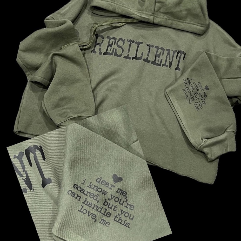 Crop hoodie women’s size medium “Resilient” in black letters new/never worn